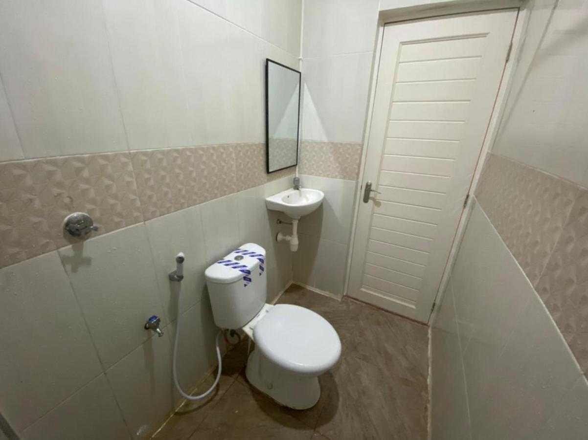 Mapala Guest House Makassar Redpartner Luaran gambar