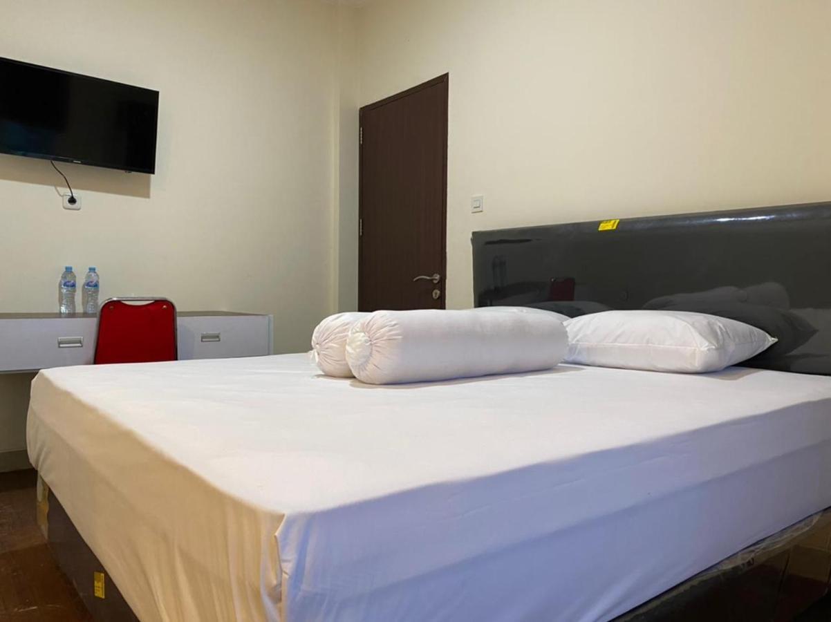 Mapala Guest House Makassar Redpartner Luaran gambar